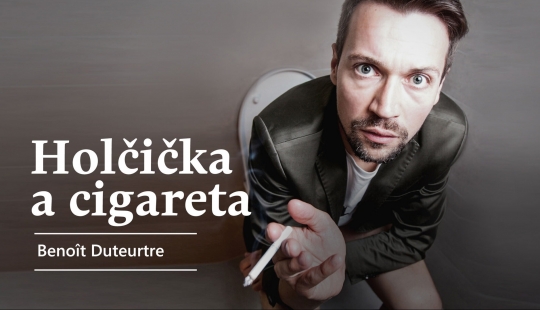 Holčička a cigareta 
